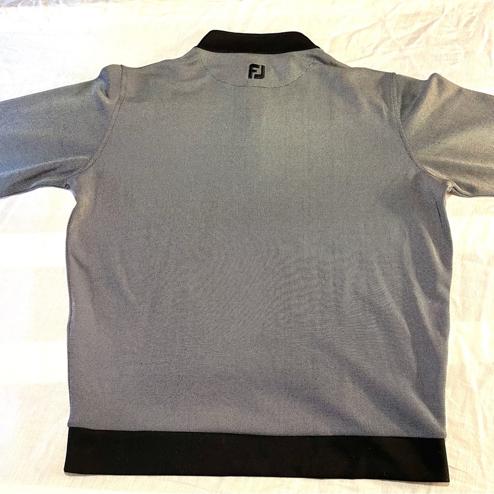 Footjoy button collar pullover - Picture 7 of 9